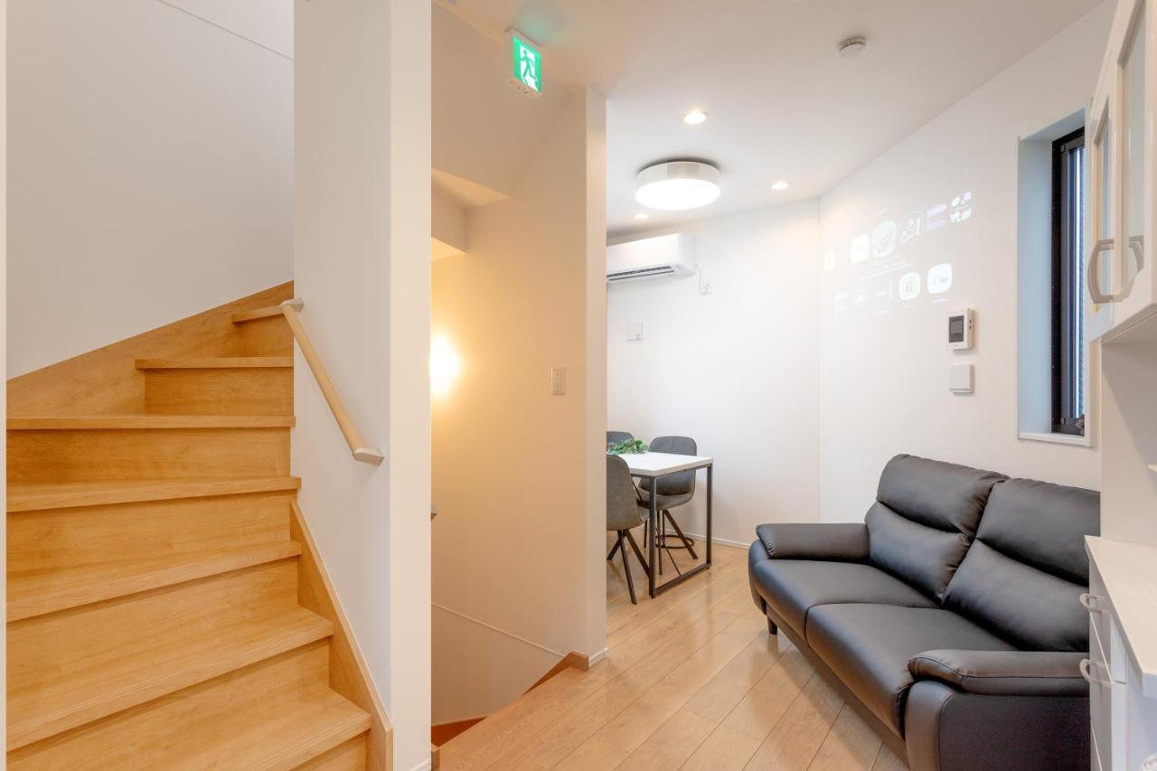 Shinjuku City House 新宿シティハウス Токіо Екстер'єр фото